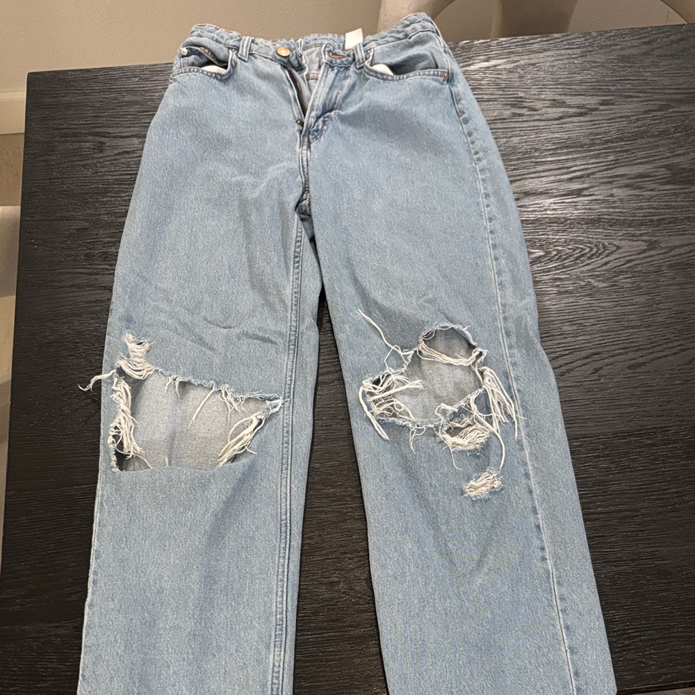H&M Light Blue Ripped Boyfriend Jeans